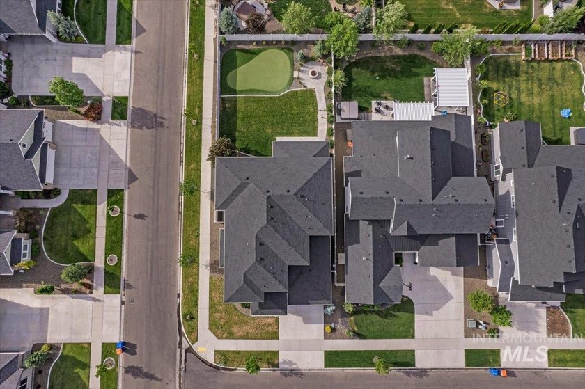Better than new in coveted Dry Creek Ranch, this impeccably - photo 47