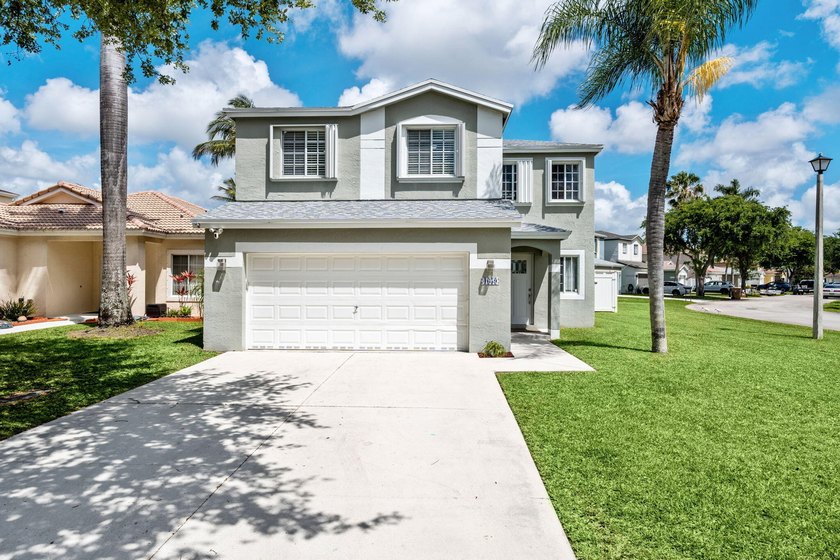 Location is SO good that this has been a one owner home since - photo 2