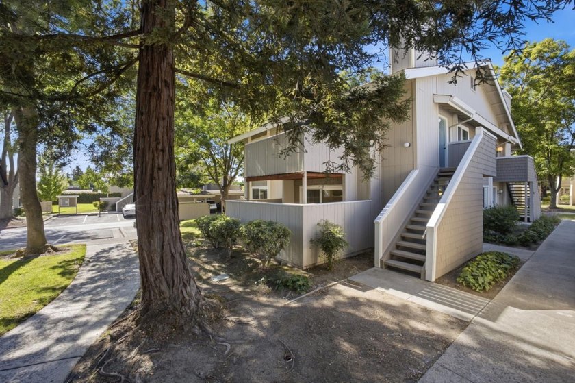 Welcome to 5526 Sean Circle #54, a beautifully remodeled ground - photo 3