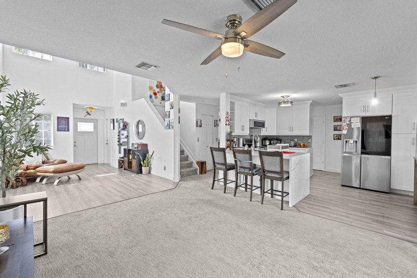 Location is SO good that this has been a one owner home since - photo 6