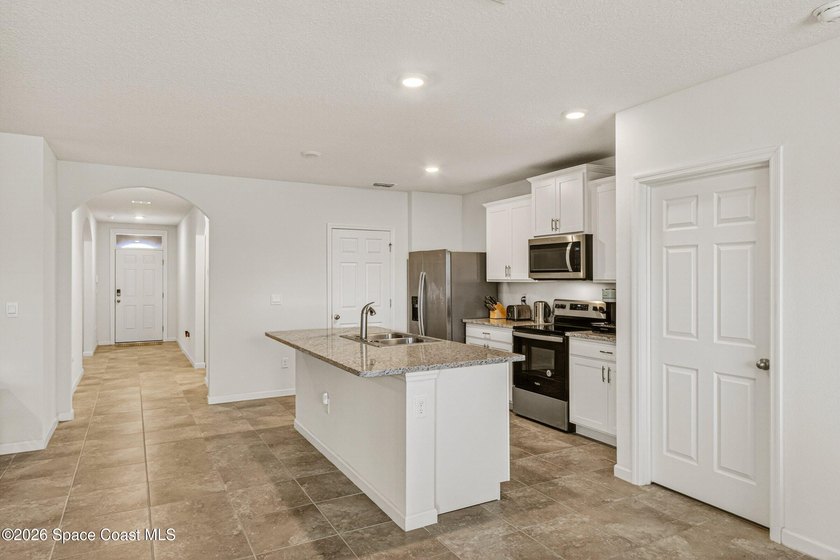 Welcome home to this beautifully upgraded 3BR/2BA residence - photo 14