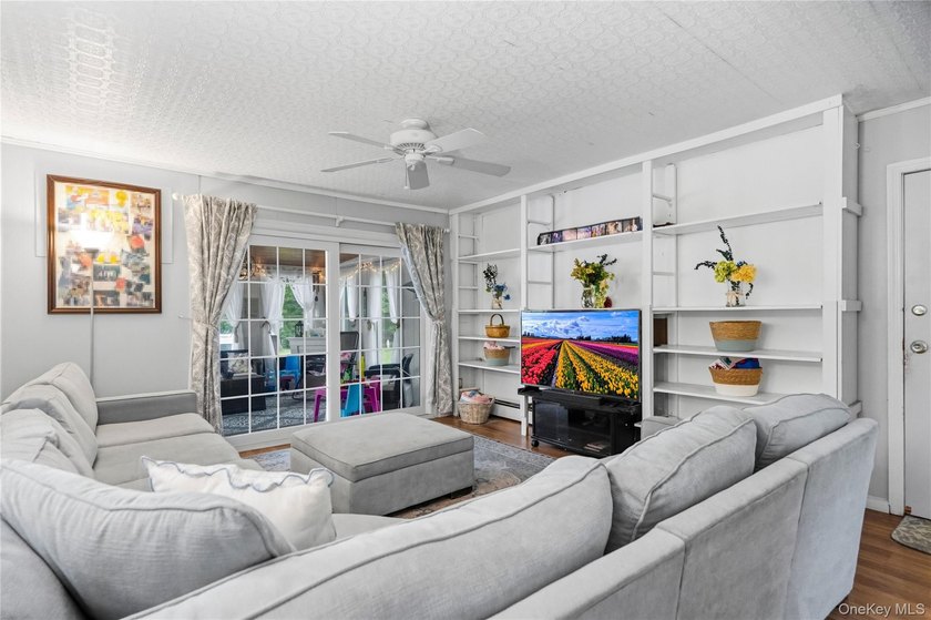 Beautifully Maintained Stony Brook Home in the Desirable P - photo 21
