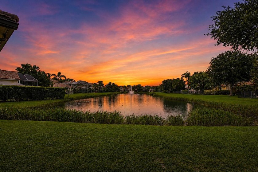 Beautifully maintained and freshly painted Jacaranda model - photo 42