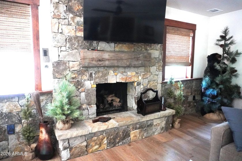 Rustic elegance defines this extensively remodeled SINGLE LEVEL - photo 3