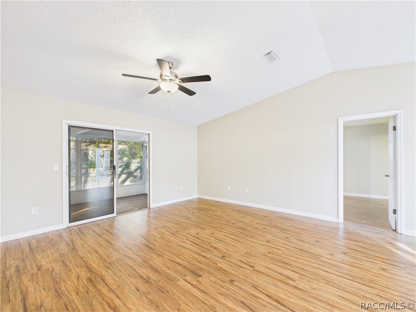 This charming 2-bedroom, 2-bath, 1-car garage home in Palm Cay - photo 9