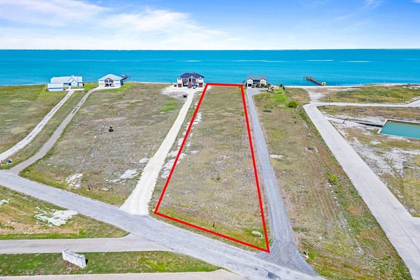 Fabulous 1.696 acre waterfront homesite overlooking Port Bay in - photo 3