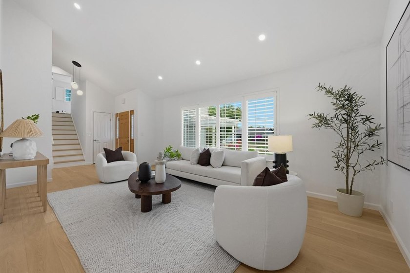 Welcome to 1284 Montmorency Drive, a stunning Cambrian gem - photo 8