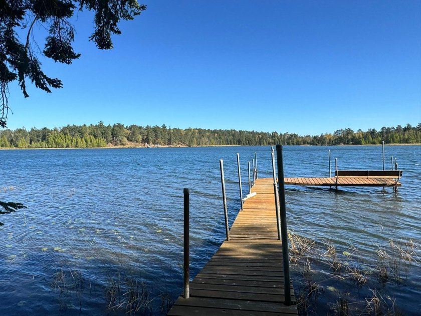 Motivated seller. Discover your ideal getaway with this inviting - photo 6