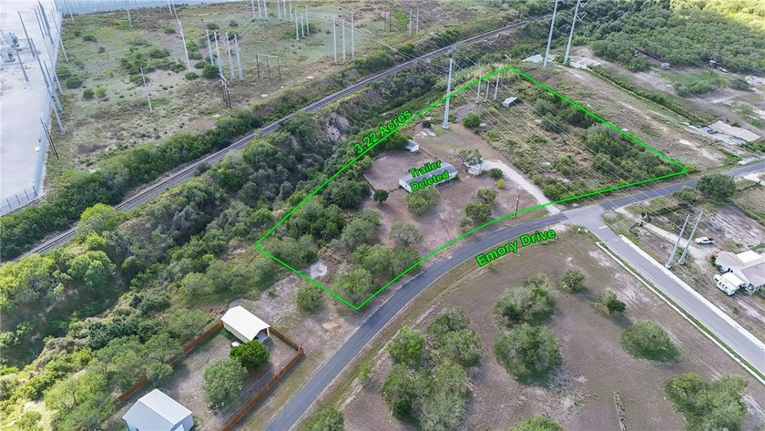 3.22 acres in Calallen just 1 mile from the Five Points - photo 12