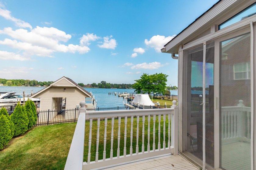 INCREDIBLE OPPORTUNITY FOR THIS ONE OF A KIND ONE STORY HOME - photo 23