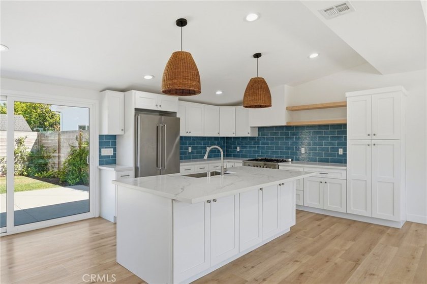 Welcome to 3097 Molokai Place. Situated on a quiet cul-de-sac - photo 7