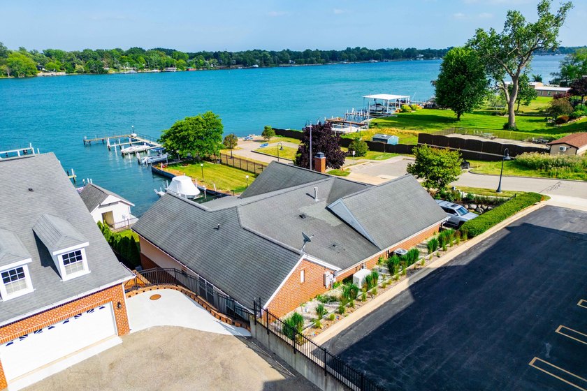 INCREDIBLE OPPORTUNITY FOR THIS ONE OF A KIND ONE STORY HOME - photo 43