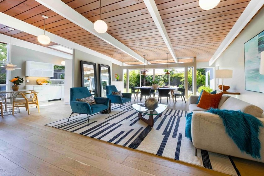Set in the charming Fairmeadow neighborhood, this beautifully - photo 3