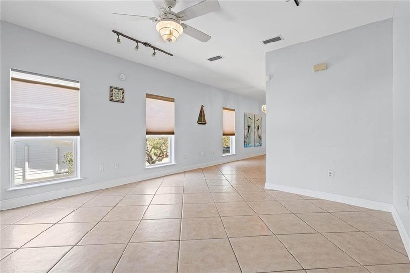 Whether you're searching for a full-time residence or the - photo 6