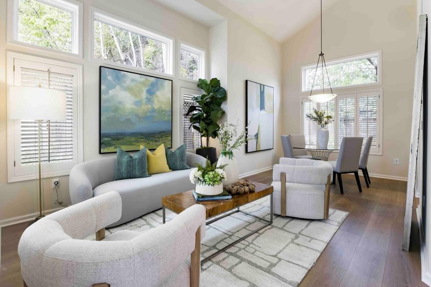 Ideally located in downtown Palo Alto yet set back from the - photo 3