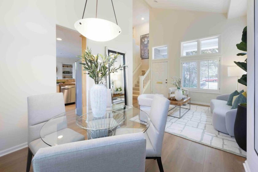 Ideally located in downtown Palo Alto yet set back from the - photo 4