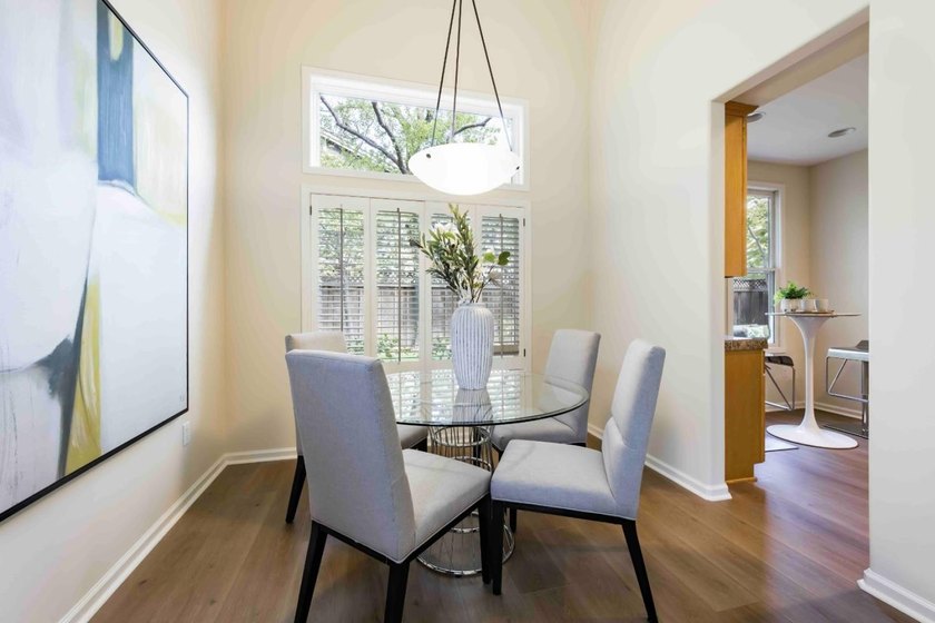 Ideally located in downtown Palo Alto yet set back from the - photo 5