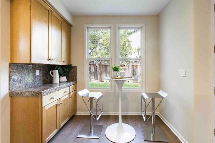 Ideally located in downtown Palo Alto yet set back from the - photo 8