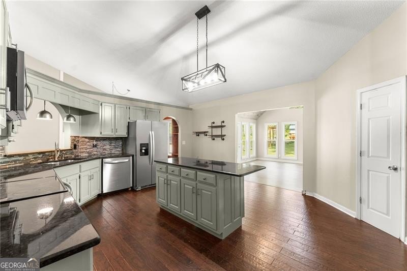 RARE OPPORTUNITY! Set on 4.4 private acres in one of Forsyth - photo 14