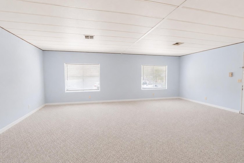 Comfortable, spacious, and well maintained, this 2 bedroom, 2 - photo 22
