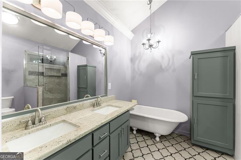 RARE OPPORTUNITY! Set on 4.4 private acres in one of Forsyth - photo 32