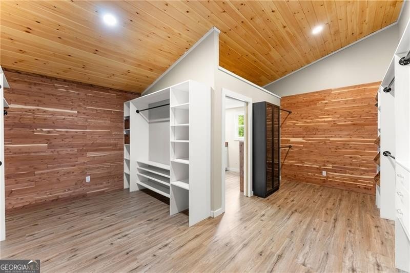 RARE OPPORTUNITY! Set on 4.4 private acres in one of Forsyth - photo 35