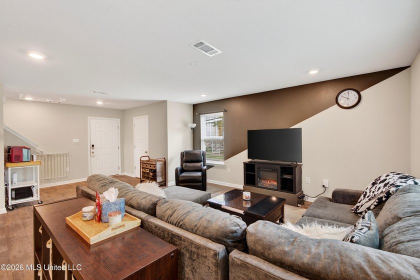 Welcome to this spacious 3-bedroom, 2.5-bath home featuring a - photo 4