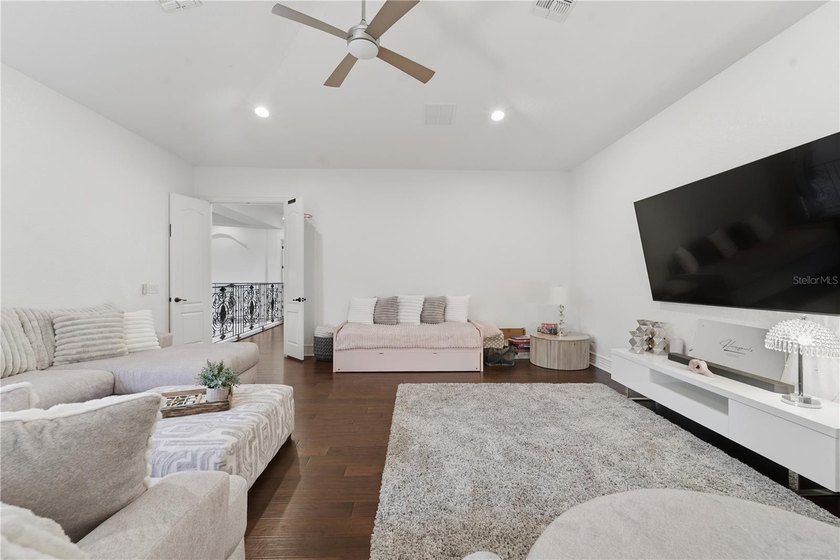 LOCATION, LOCATION, LOCATION!!! This beautifully custom 5 - photo 30