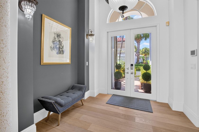 Full Golf Membership available with this beautifully updated 3Br - photo 5