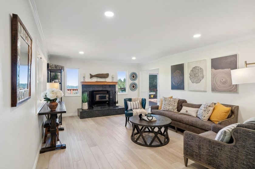 Enjoy long-range views from this updated mountain home with - photo 8