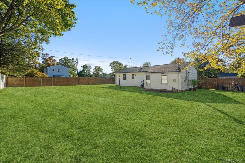 This charming ranch house is a hidden gem in a thriving - photo 15