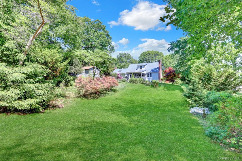 Priced To Sell! Immaculate and charming expanded Cape set on 1.5 - photo 27