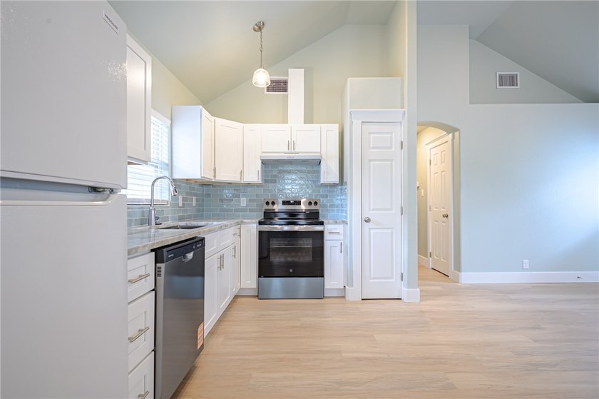 Welcome to 712 Moline, a beautifully updated coastal cottage in - photo 11