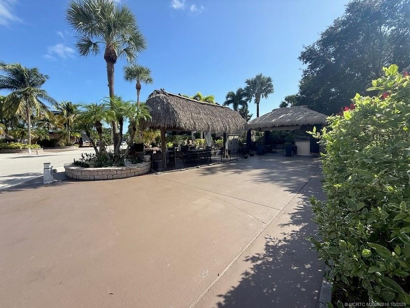 Your Private Tropical Retreat Awaits! Discover the perfect - photo 2