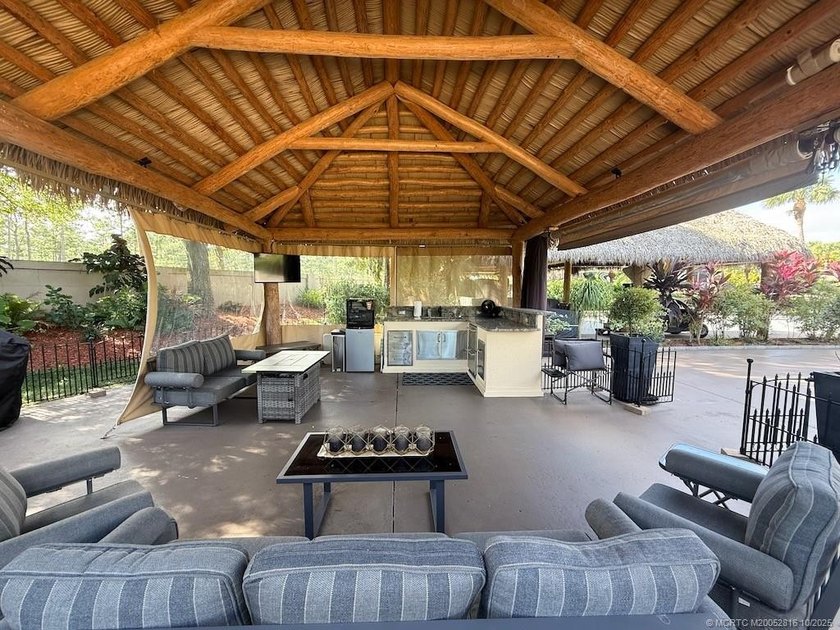 Your Private Tropical Retreat Awaits! Discover the perfect - photo 6