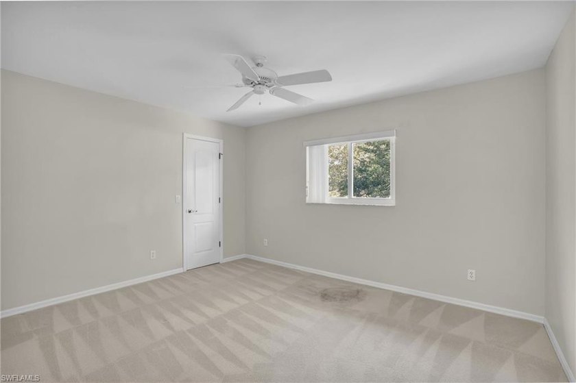 RARE OPPORTUNITY for a beautiful POOL HOME on 0.68 ACRES in Deep - photo 25
