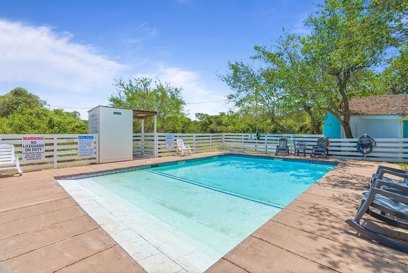 Coastal Cottage Retreat Near Copano Bay! Discover your perfect - photo 16