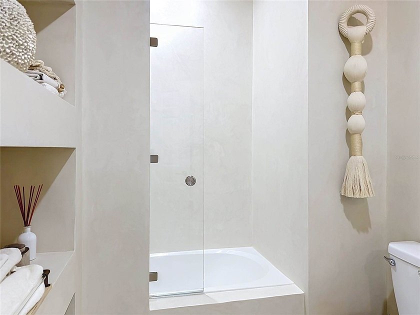 Quiet Luxury, Exceptionally Curated. Welcome to a home where - photo 36