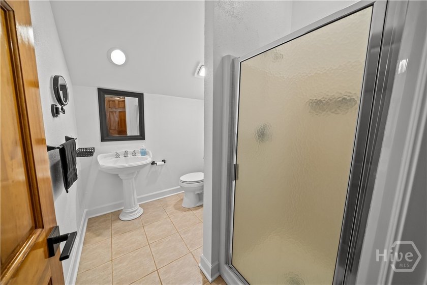 Welcome to this stunning full brick 4-bedroom, 3.5-bath home in - photo 41