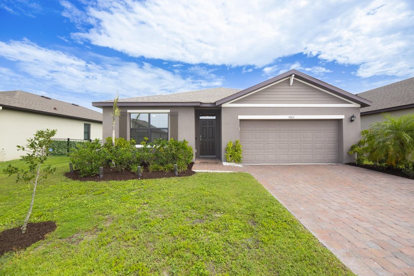 Discover WATERFRONT living in Cypress Bay Preserve! BUILT IN - photo 5