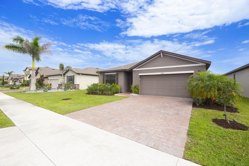 Discover WATERFRONT living in Cypress Bay Preserve! BUILT IN - photo 7