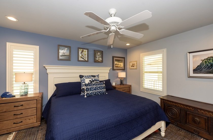 Absolutely stunning! Come experience this completely remodeled - photo 21
