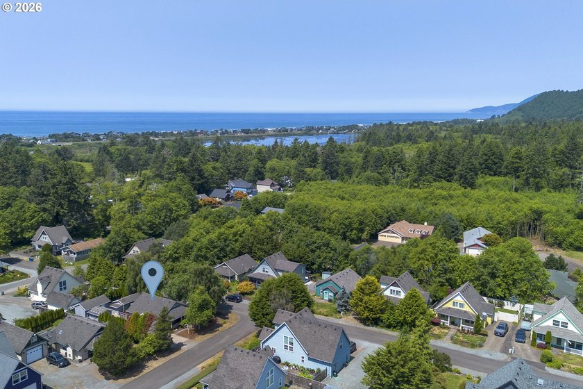 Welcome to this charming 2-bedroom, 1-bath home in the desirable - photo 23