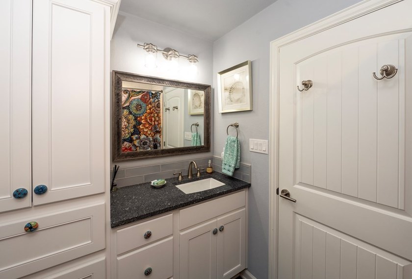 Absolutely stunning! Come experience this completely remodeled - photo 27