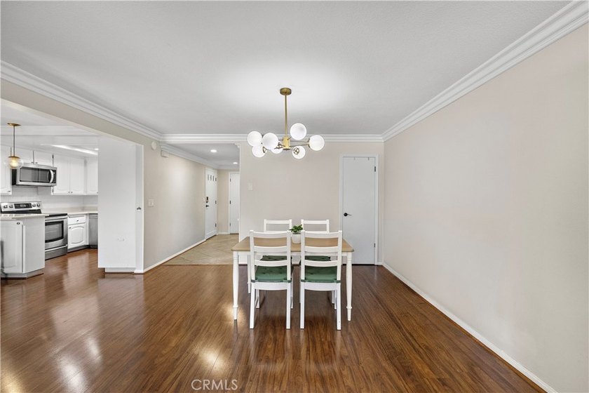 Some homes simply have a way of making you slow down and feel at - photo 10