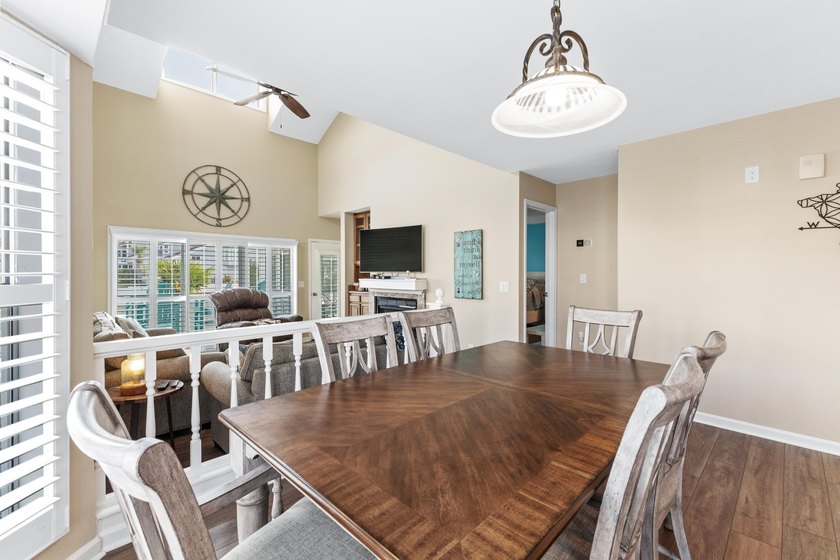 Stunning 3-bedroom, 2.5-bathroom home in Mariners Point is - photo 11