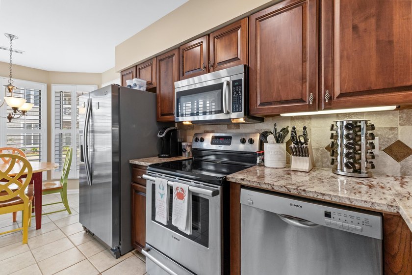 Stunning 3-bedroom, 2.5-bathroom home in Mariners Point is - photo 14