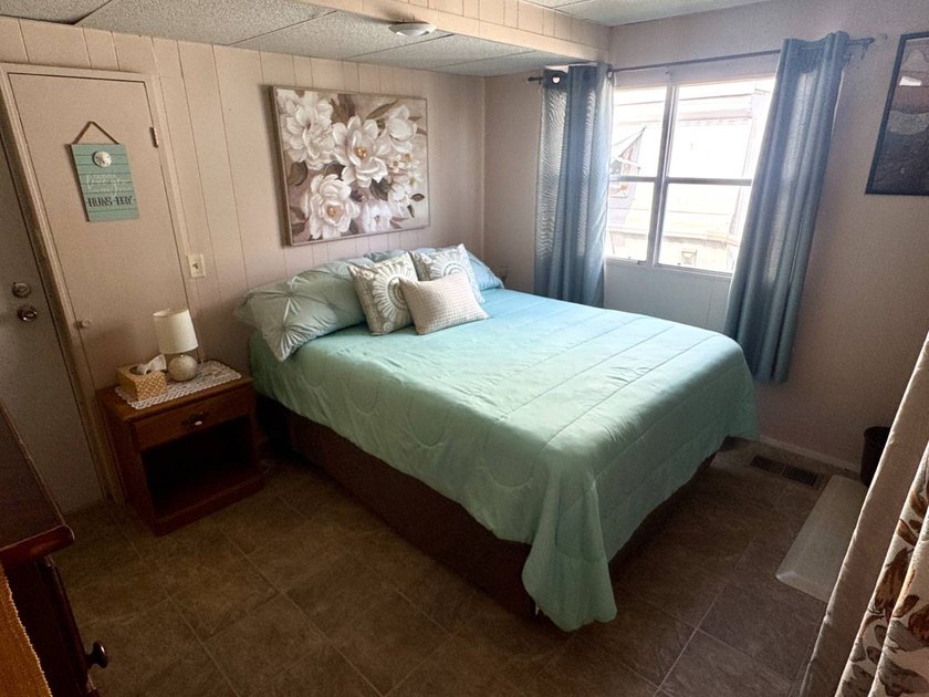 PRICE JUST REDUCED! Charming Updated Mobile Home with Expansion - photo 22