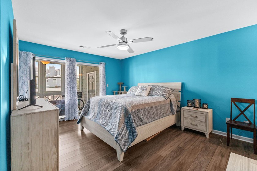 Stunning 3-bedroom, 2.5-bathroom home in Mariners Point is - photo 26