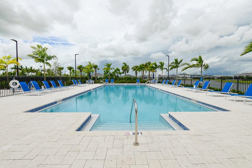 Now available in the heart of Tradition - this 3 bedroom, 2.5 - photo 41